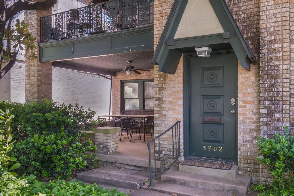 5902 Velasco Avenue, Dallas