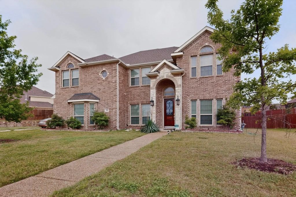 908 Heath Creek Drive, DeSoto