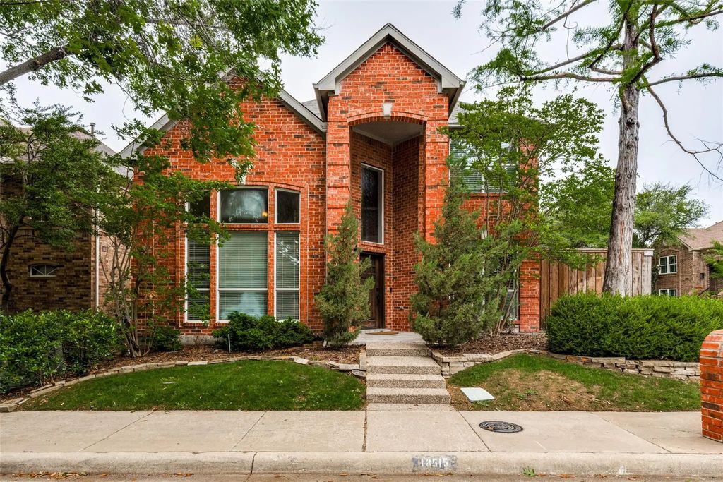 18515 Kelly Cave Trail, Dallas