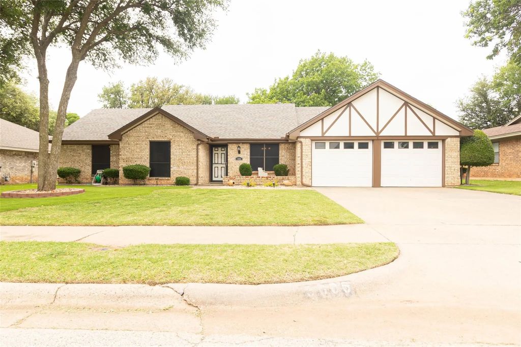 3006 Cromwell Avenue, Wichita Falls