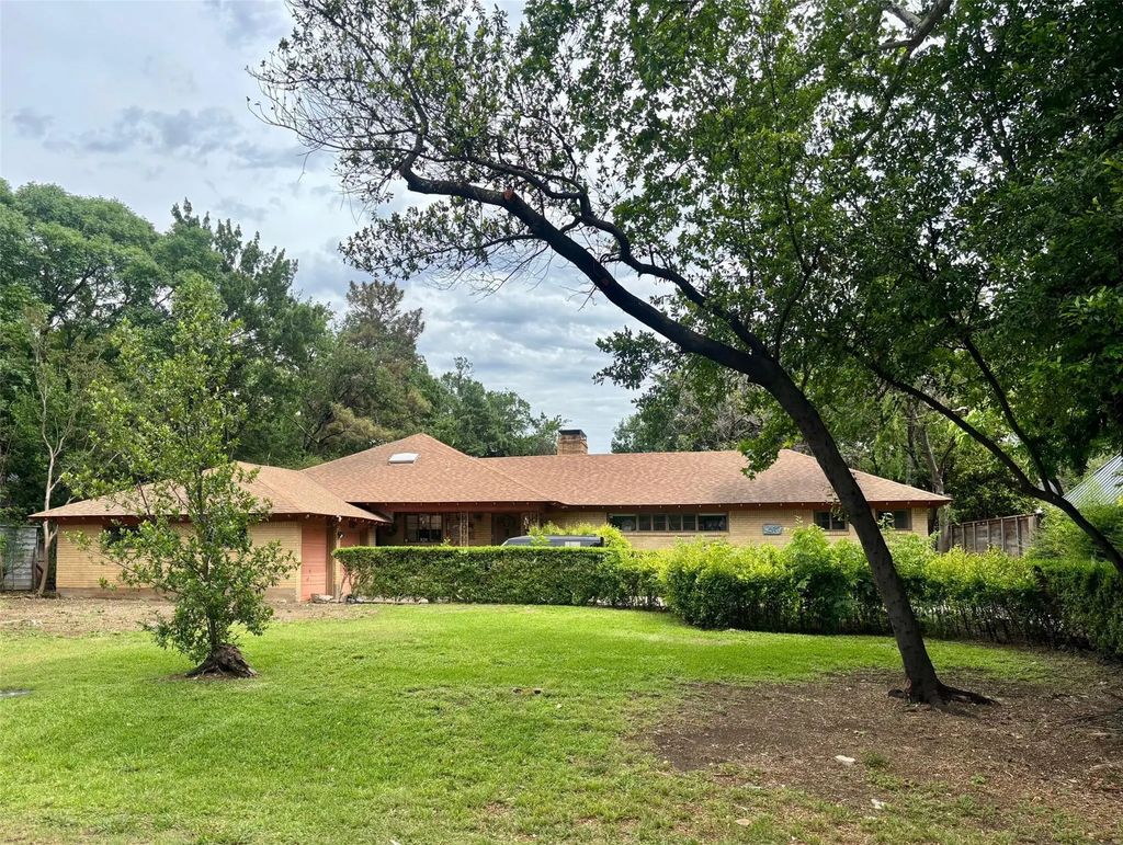 4422 Wildwood Road, Dallas