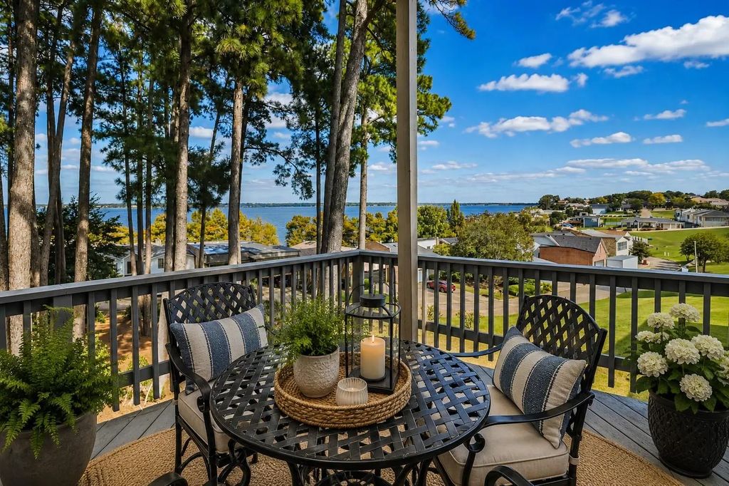5715 S Lakeshore Drive, Shreveport