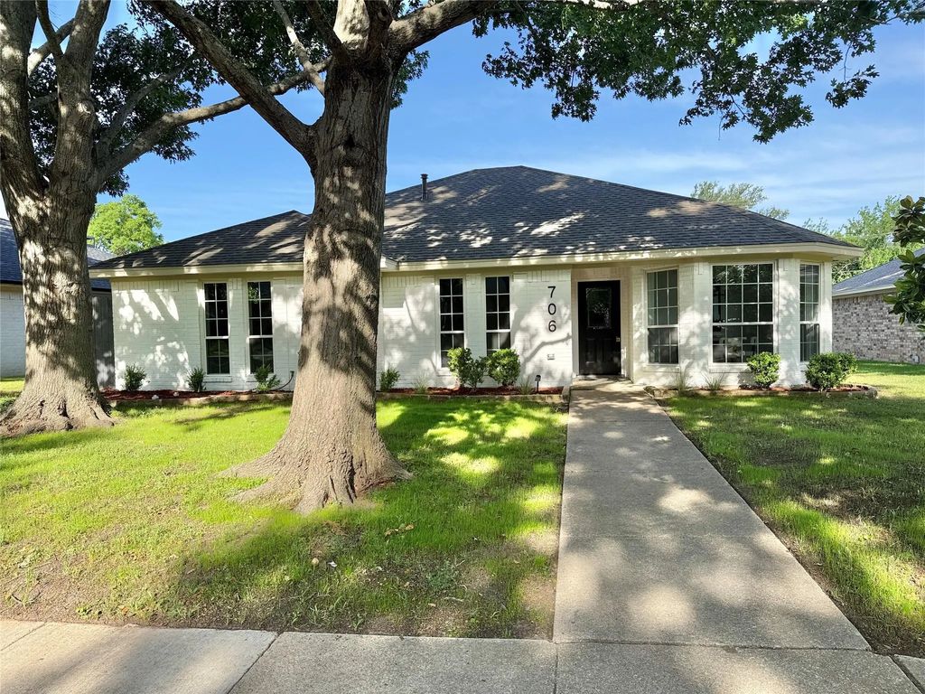 706 Stoneybrook Drive, Wylie