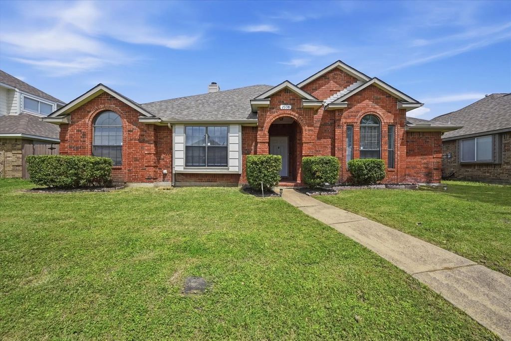 2338 Stillwater Drive, Mesquite