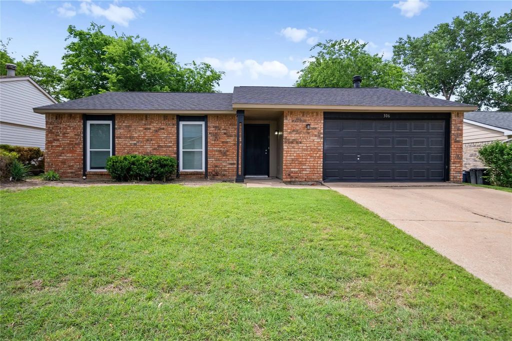 306 Hardwood Trail, Mesquite