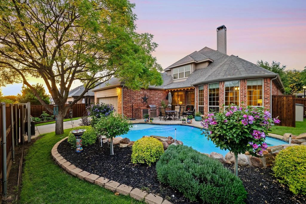 845 Bear Crossing Drive, Allen