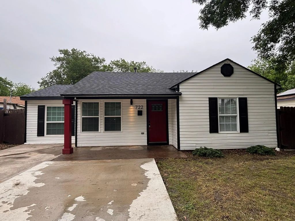 722 Se 11th Street, Grand Prairie