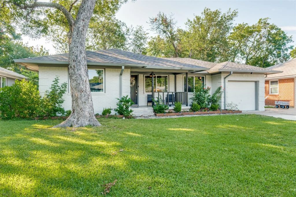 10226 Eastwood Drive, Dallas