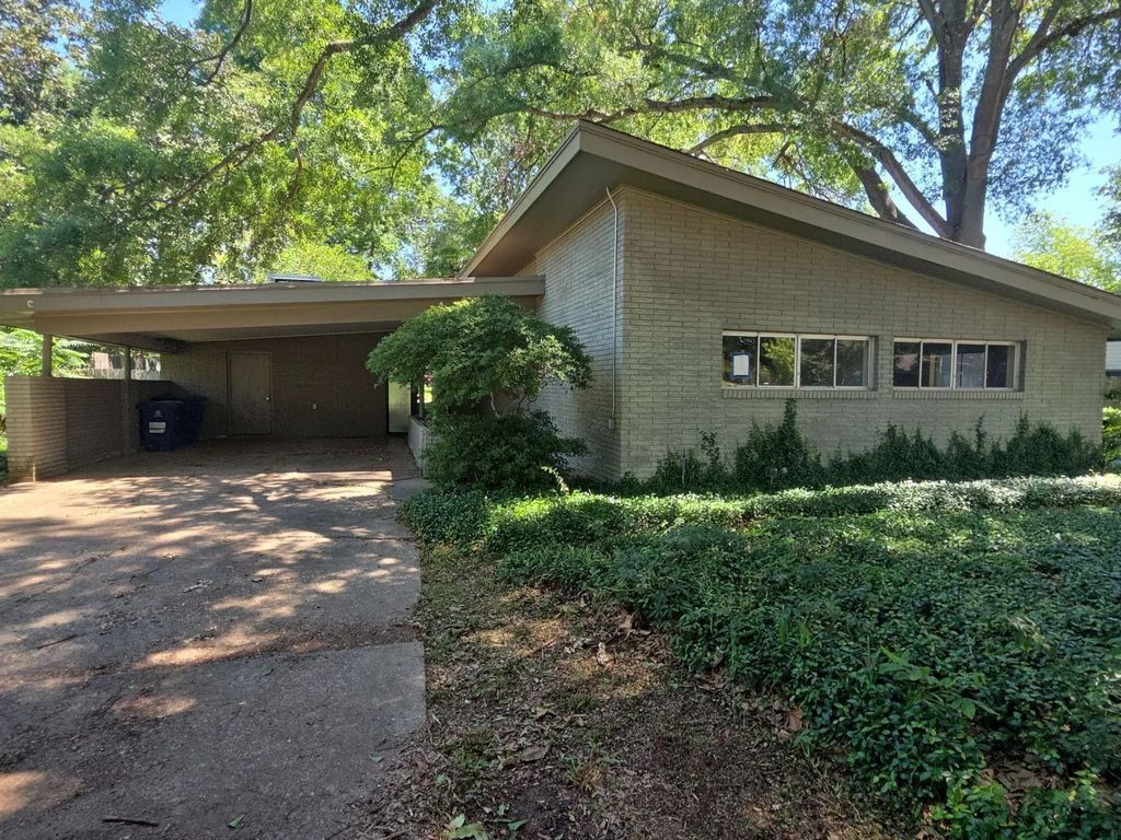 4643 Fern, Shreveport
