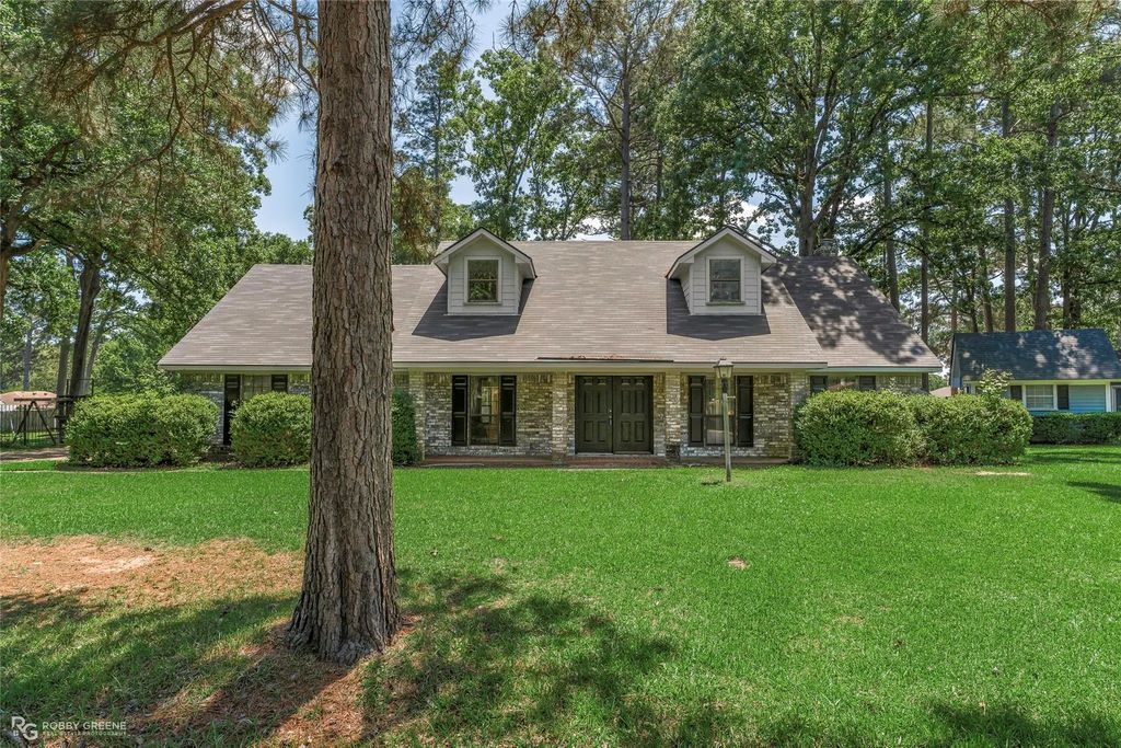 314 Oak Ridge Lane, Haughton