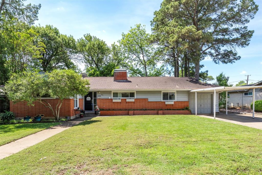 126 Varsity Circle, Arlington