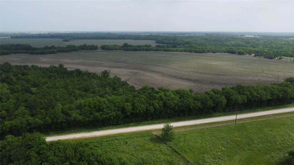 County Road 4806, Commerce