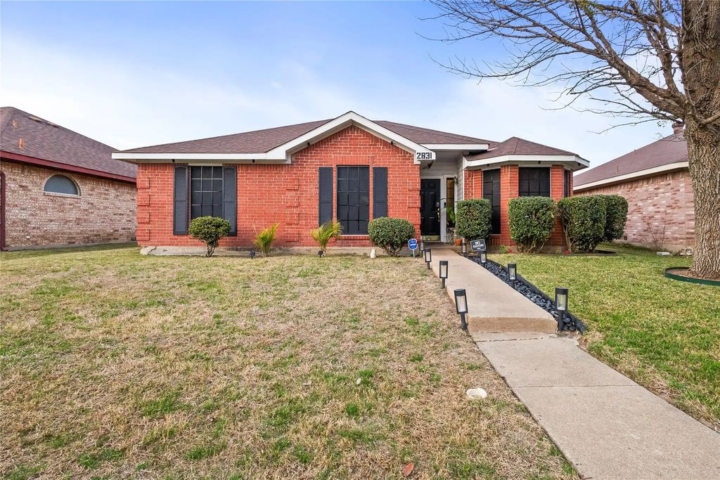 2831 Saint Johns Avenue, Lancaster