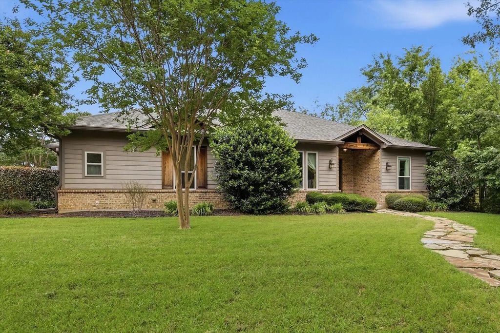 6247 Malvey Avenue, Fort Worth