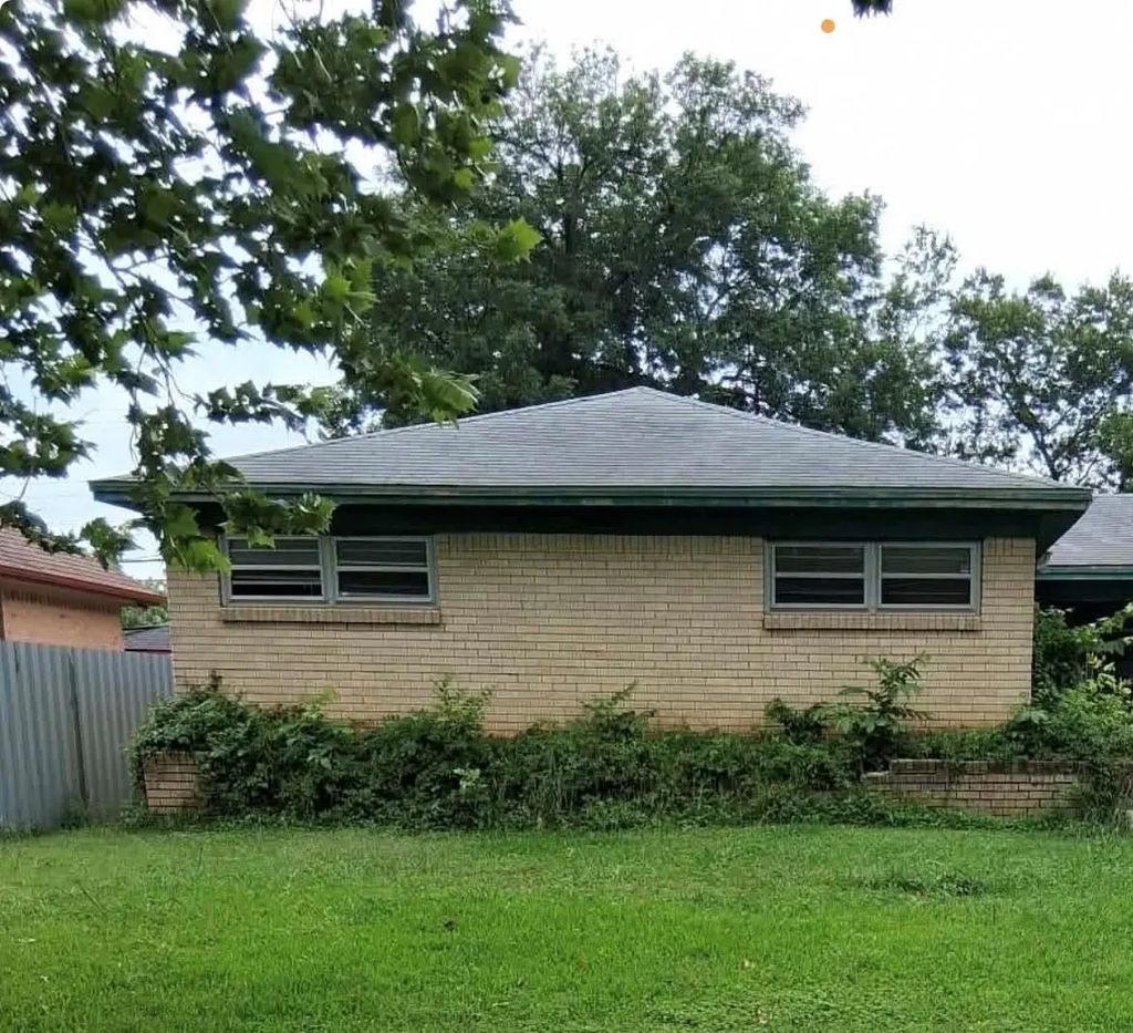 2009 Las Cruces Lane, Dallas