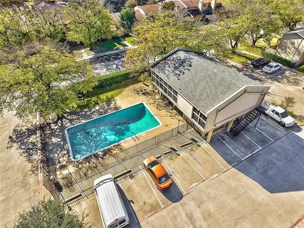 5823 Harvest Hill Road 2067, Dallas