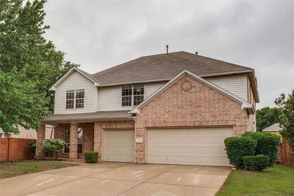 734 Crownpoint Court, Arlington