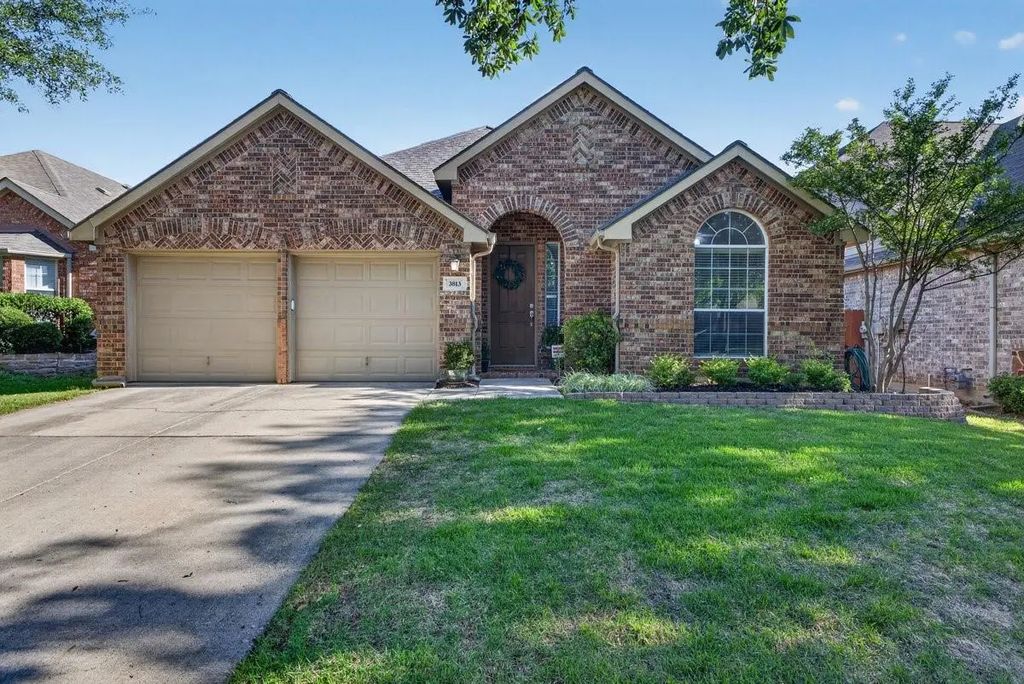 3813 Tidball Drive, Fort Worth