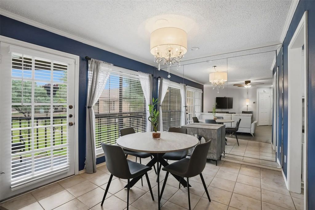 16301 Ledgemont Lane 281, Addison