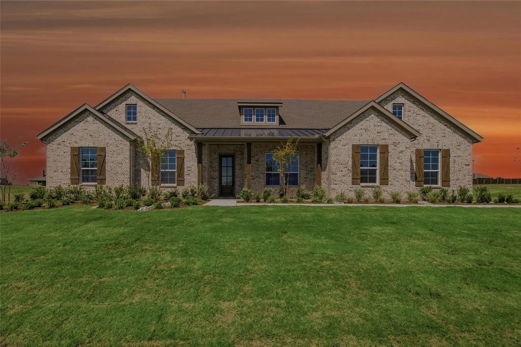 709 Water Side Drive, Van Alstyne