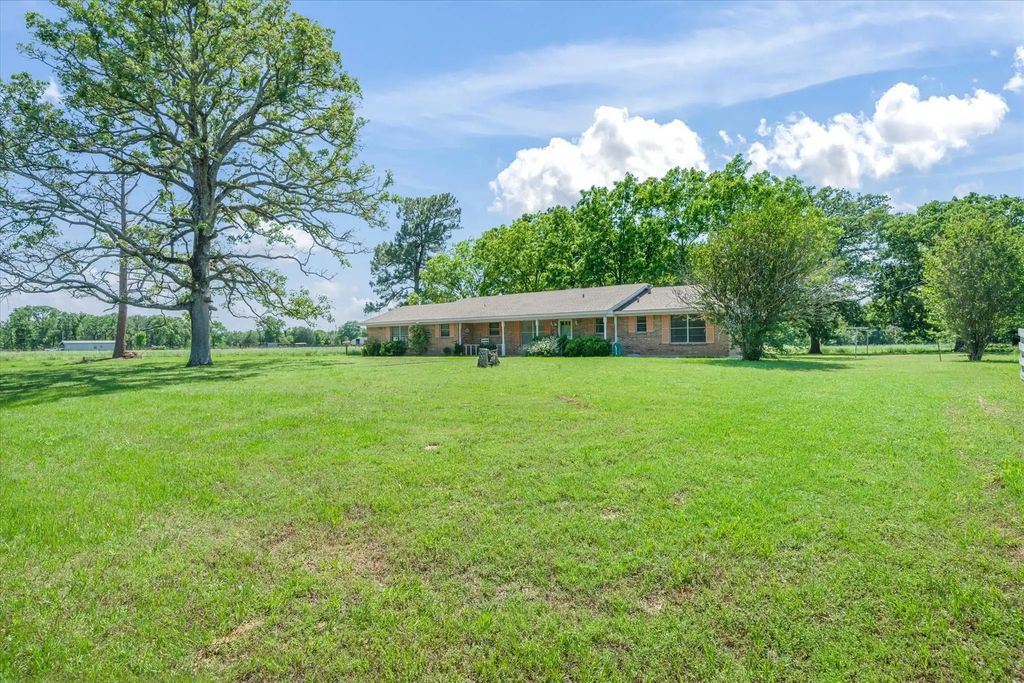 1310 Vz County Road 2135, Canton