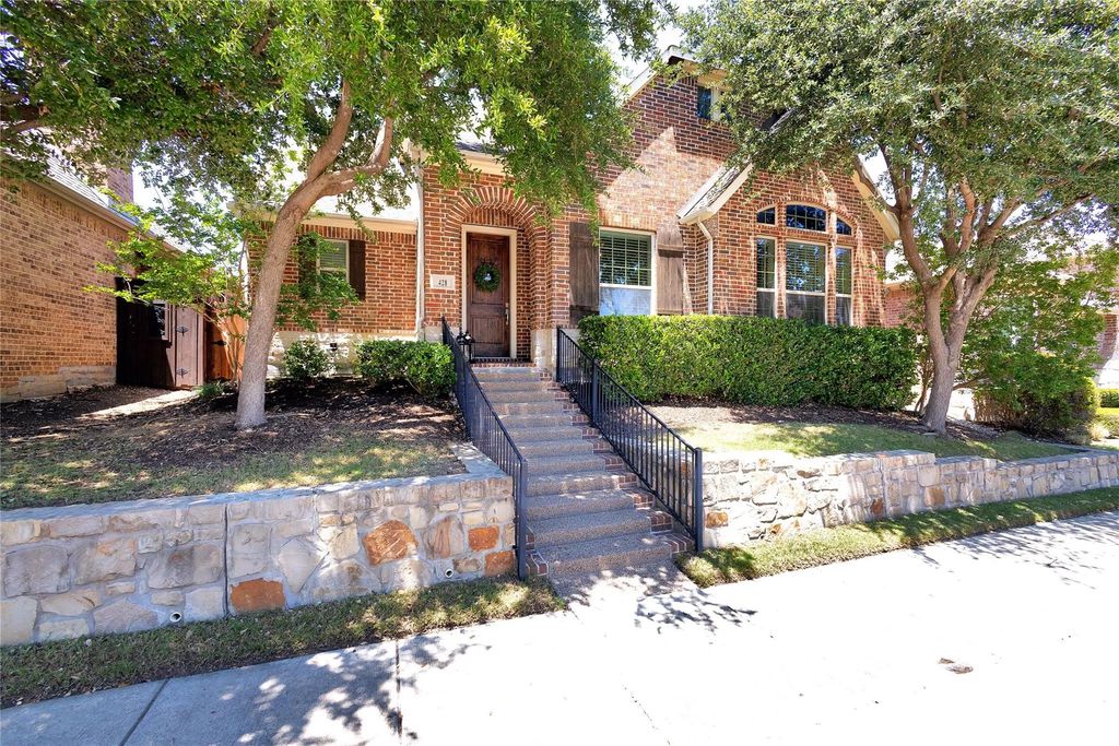 428 King Galloway Drive, Lewisville
