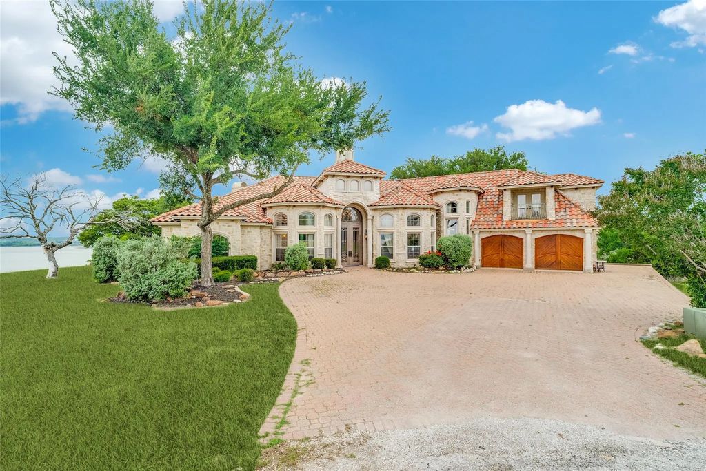 1237 Overlook Court, Whitney