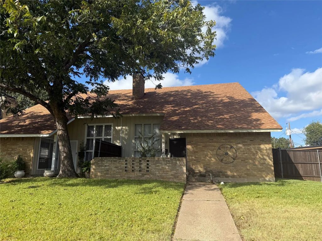 13329 Southview Lane, Dallas