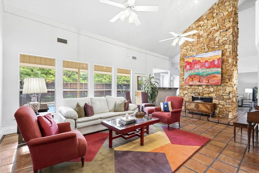 17215 Graystone Drive, Dallas