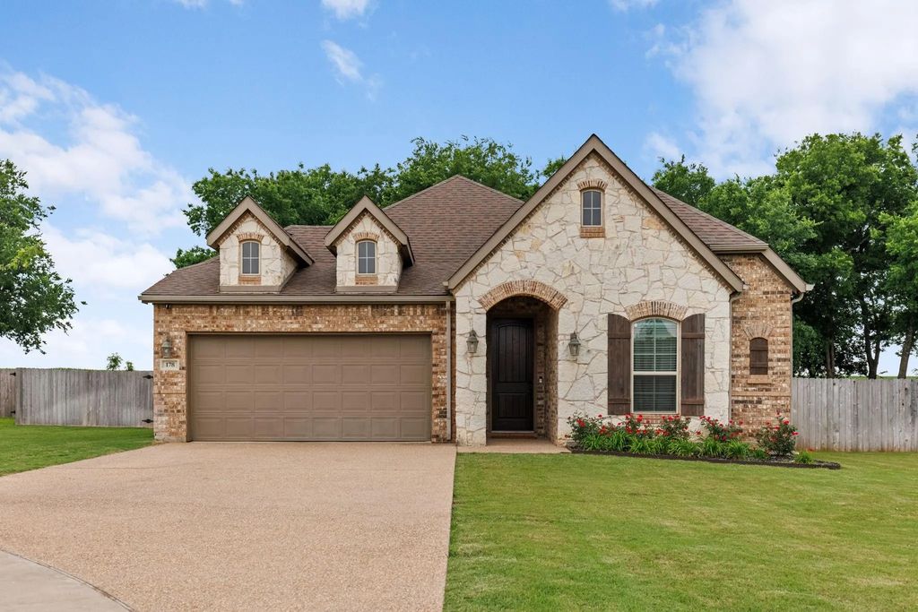 178 Oak Meadow Trail, Waco