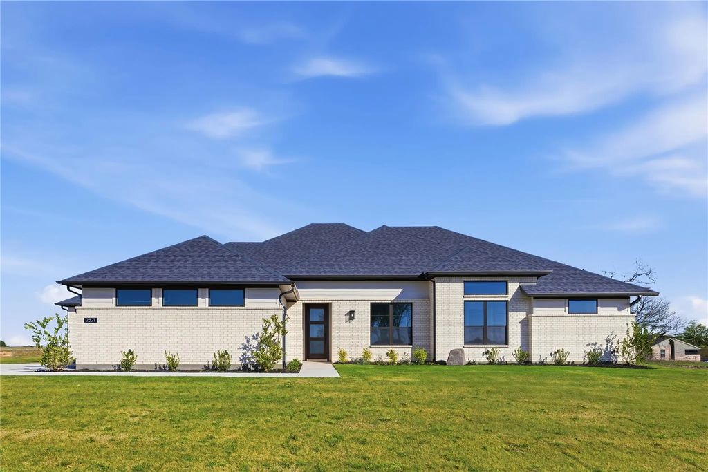 2321 Aleman Street, Waxahachie