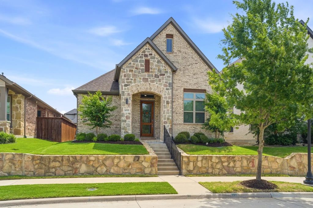 4870 Connor Place, Fairview