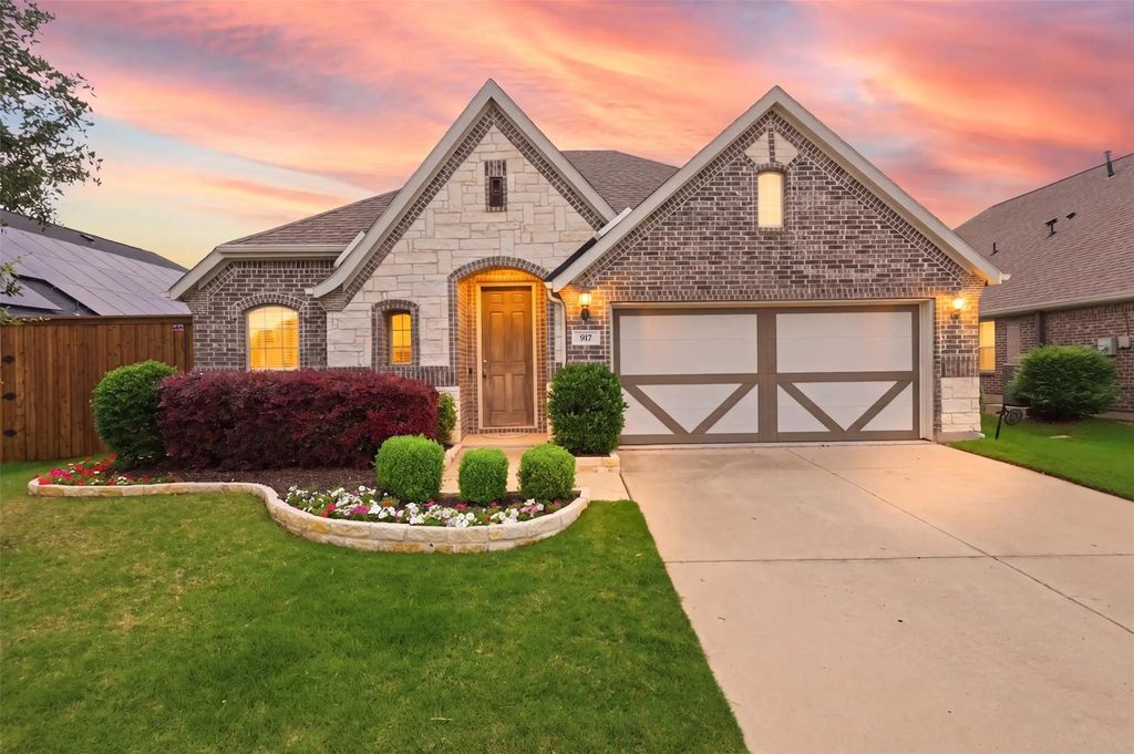 817 Smothermon Farm Road, Little Elm
