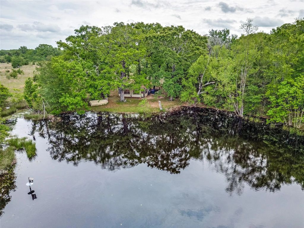 494 County Road 4589, Sulphur Springs