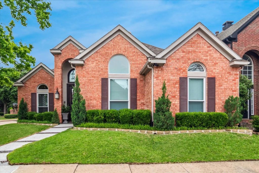 18503 Kelly Cave Trail, Dallas