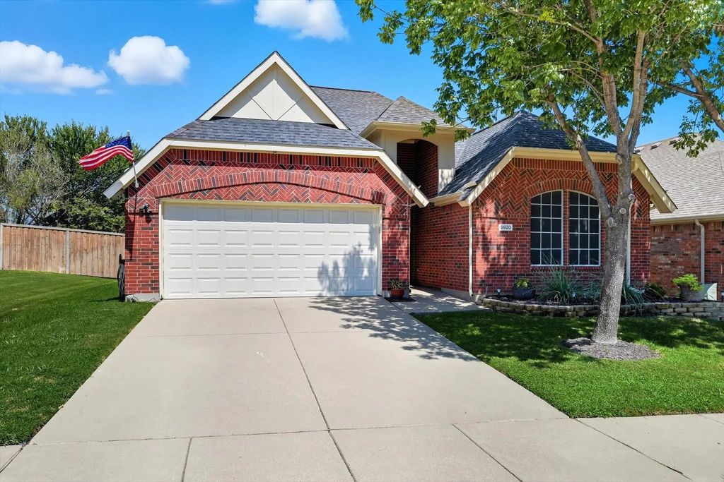 5920 Greenmeadow Drive, Denton