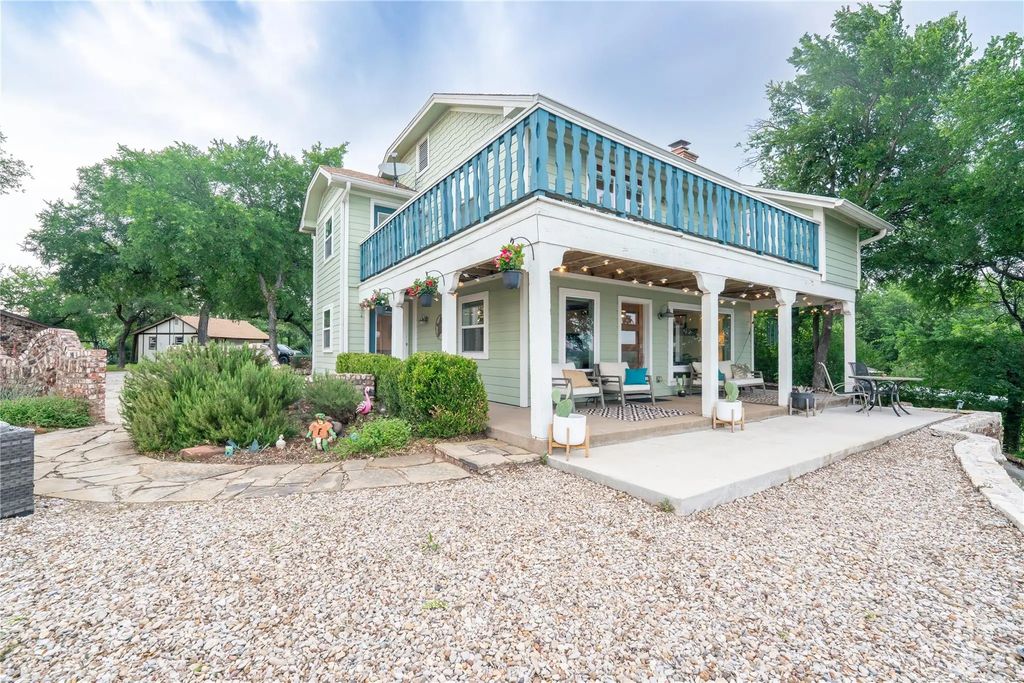 8313 Lupine Circle S, Fort Worth