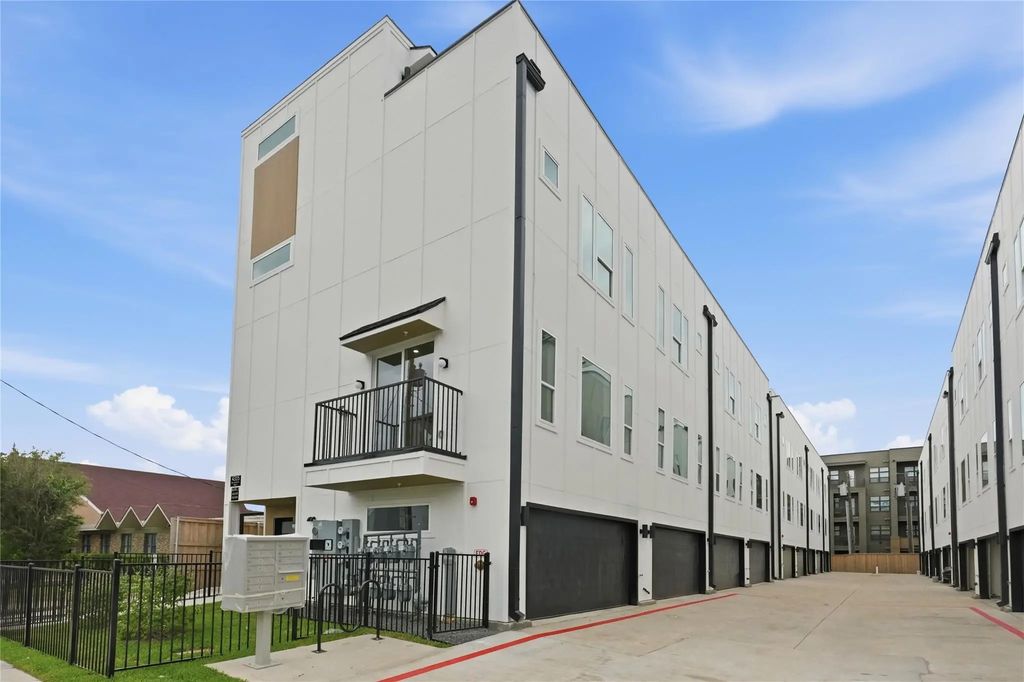 4315 San Jacinto Street 101, Dallas