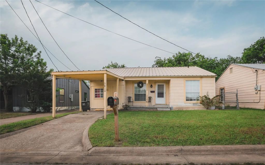 3810 Park Street, Greenville
