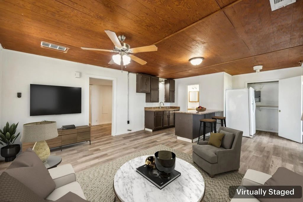 9242 Green Springs Circle, Sanger