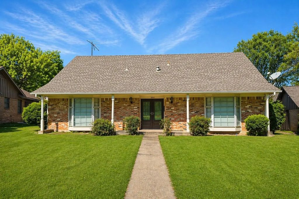 2019 Dancliff Drive, Dallas