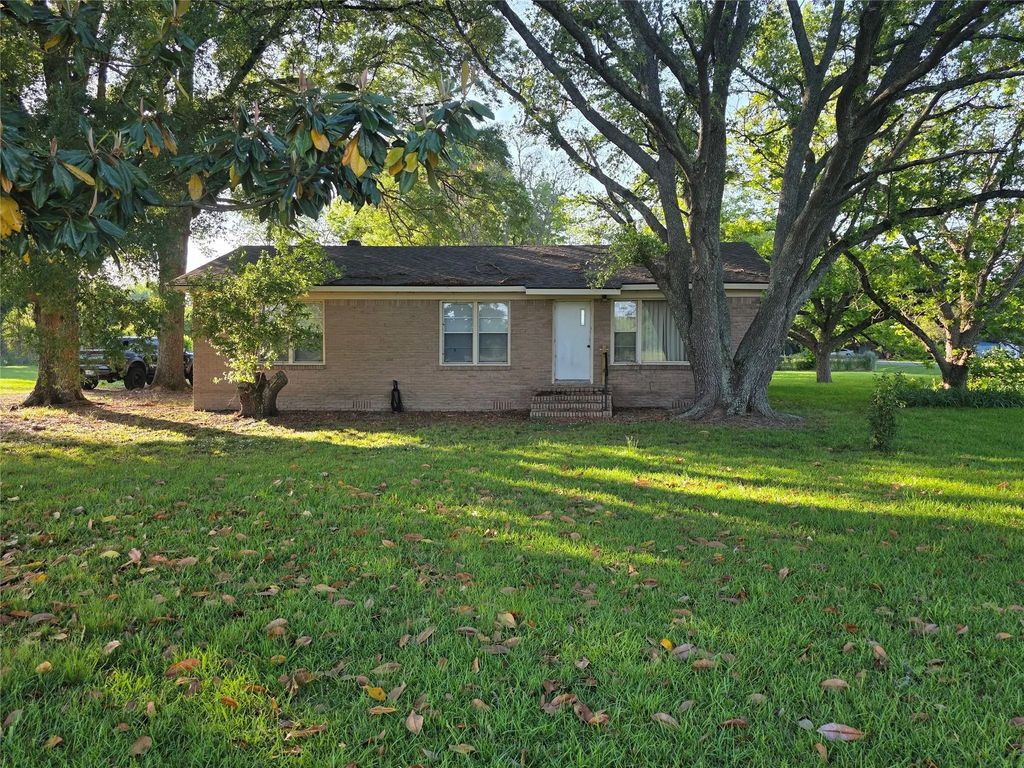 1925 Highway 527, Elm Grove