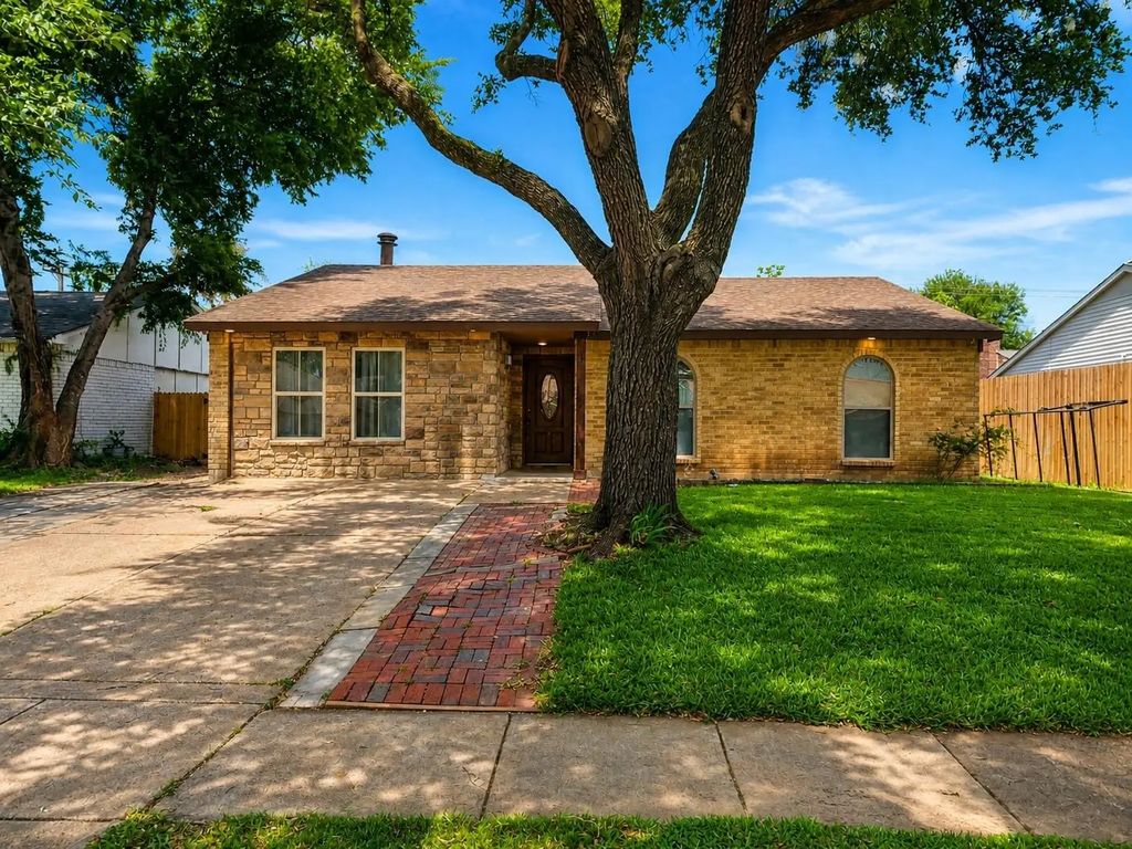 7119 Christie Lane, Dallas
