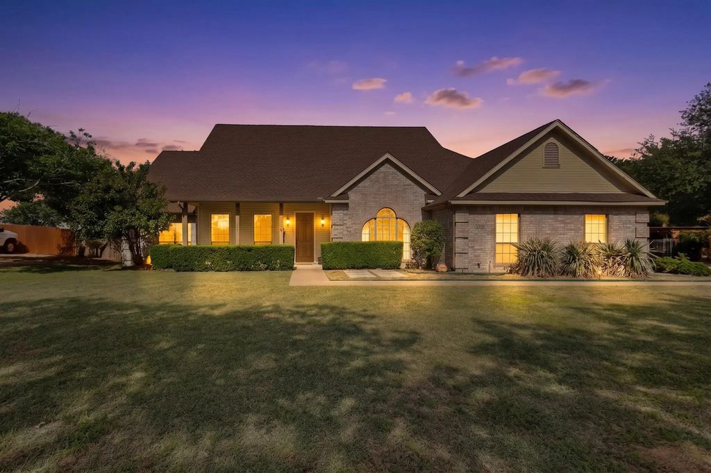 7011 Singleton Road, Midlothian