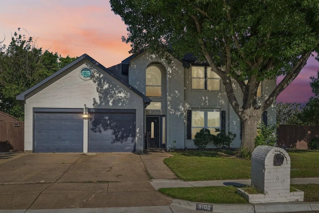 5100 Redwater Drive, Arlington