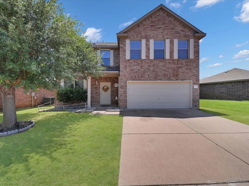 2433 Galemeadow Drive, Fort Worth
