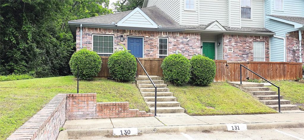 3928 Brandon Park Drive, Garland