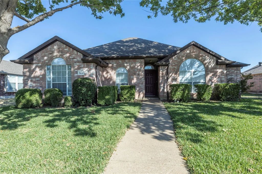 7506 Normandy Road, Rowlett