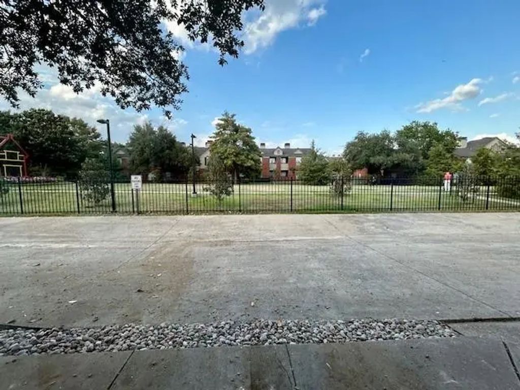 17119 Upper Bay Road, Addison