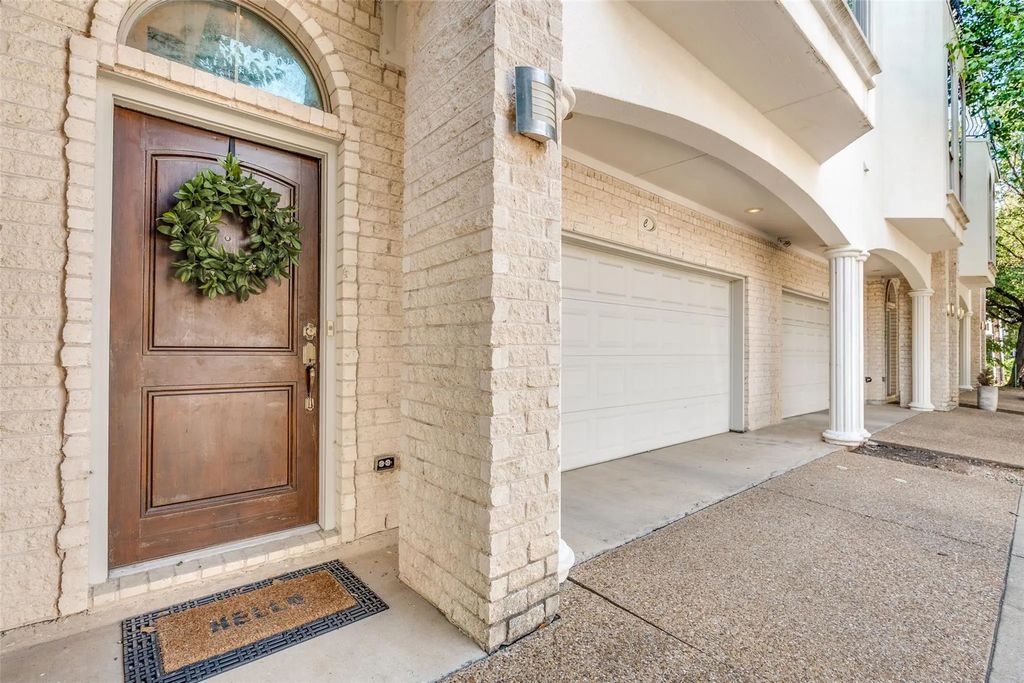 2022 N Fitzhugh Avenue C, Dallas